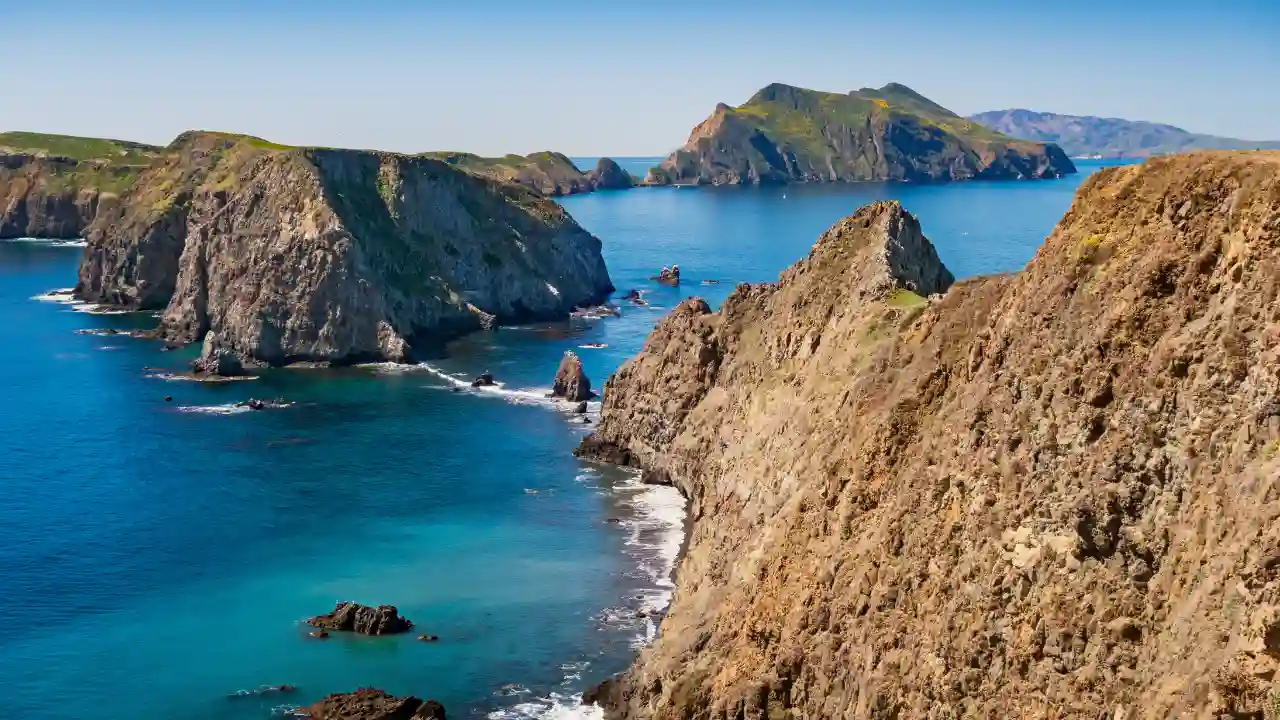 The Channel Islands National Park, a remote and wild archipelago off the California coast, boasts unparalleled natural beauty and biodiversity. Adventure seekers can kayak through sea caves, hike scenic trails, and encounter unique wildlife while immersing themselves in the pristine wilderness of these remarkable islands.